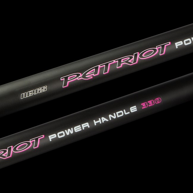 Nevis Merítőnyél Patriot Power Carbon 440 Karbon anyagú rakós merítő nyél. Stabil, strapabíró konstrukció, alumínium csatlakozó menettel. Rakós ren